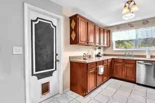 4201 NW 73rd Ave, Lauderhill, FL 33319 - Photo 13