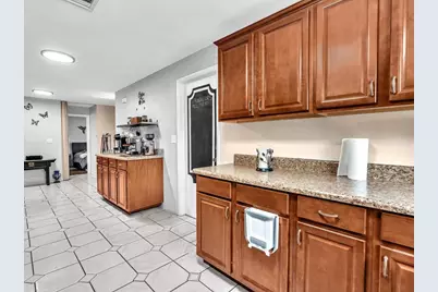 4201 NW 73rd Avenue, Lauderhill, FL 33319 - Photo 17