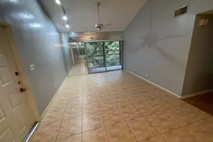 3083 N Oakland Forest Dr, Oakland Park, FL 33309 - Photo 39