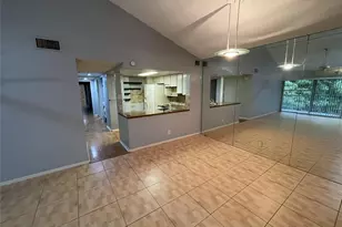 3083 N Oakland Forest Dr, Oakland Park, FL 33309 - Photo 11