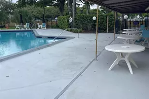 3083 N Oakland Forest Dr, Oakland Park, FL 33309 - Photo 43