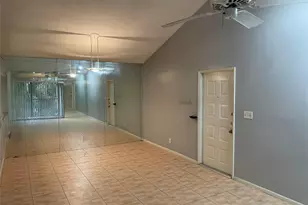 3083 N Oakland Forest Dr, Oakland Park, FL 33309 - Photo 41