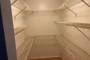 3083 N Oakland Forest Dr, Oakland Park, FL 33309 - Photo 21