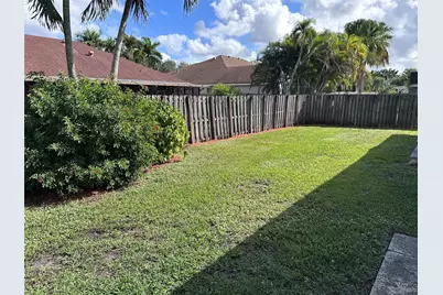 1020 SW 149th Lane, Sunrise, FL 33326 - Photo 41