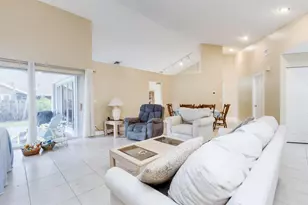 1020 SW 149th Ln, Sunrise, FL 33326 - Photo 7