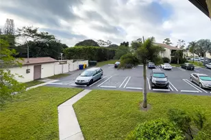 317 Knotty Pine Cir, Greenacres, FL 33463 - Photo 35