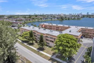 18707 NE 14th Ave, Miami, FL 33179 - Photo 5