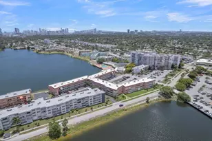 18707 NE 14th Ave, Miami, FL 33179 - Photo 45