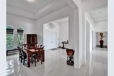 4878 W Sterling Ranch Circle, Davie, FL 33314 - Photo 13