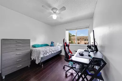 757 NW 208th Drive, Pembroke Pines, FL 33029 - Photo 21