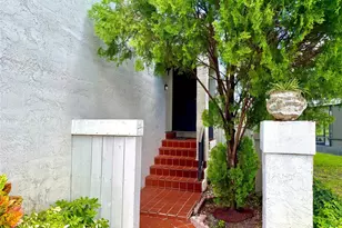 12078 NW 11th St, Pembroke Pines, FL 33026 - Photo 25