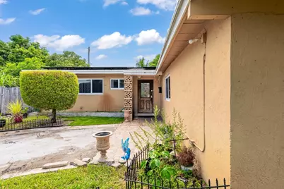 2651 NW 42nd Avenue, Lauderhill, FL 33313 - Photo 3