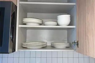 159 NE 6th St, Miami, FL 33132 - Photo 17