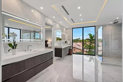 2000 Harbourview Drive, Fort Lauderdale, FL 33316 - Photo 29