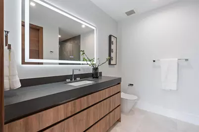 2000 Harbourview Drive, Fort Lauderdale, FL 33316 - Photo 25