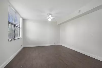 109 Lake Emerald Drive #110, Fort Lauderdale, FL 33309 - Photo 9