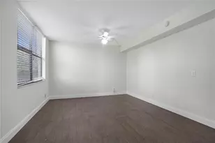 109 Lake Emerald Dr, Oakland Park, FL 33309 - Photo 9