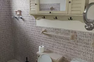 1011 NW 45th Ct, Fort Lauderdale, FL 33309 - Photo 7