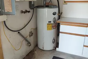 1011 NW 45th Ct, Fort Lauderdale, FL 33309 - Photo 23