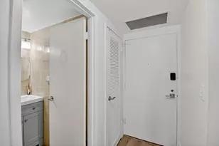 3725 S Ocean Dr, Hollywood, FL 33019 - Photo 21