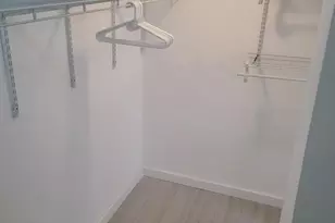 1700 NE 191st St, Miami, FL 33179 - Photo 5