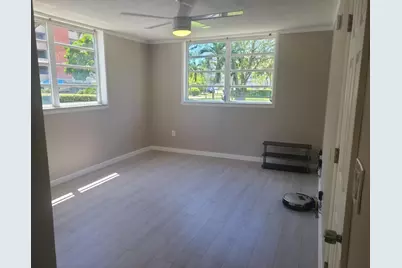 1700 NE 191st Street #100, Miami, FL 33179 - Photo 3