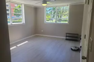 1700 NE 191st St, Miami, FL 33179 - Photo 3