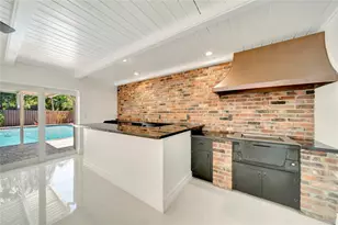 2524 NE 26th Terrace, Fort Lauderdale, FL 33305 - Photo 17