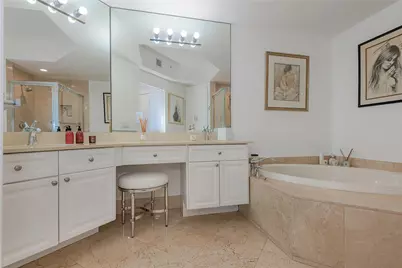111 SE 8th Avenue #705, Fort Lauderdale, FL 33301 - Photo 19