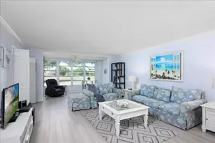 2651 S Course Dr, Pompano Beach, FL 33069 - Photo 23