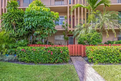 7210 Lake Circle Drive #106, Margate, FL 33063 - Photo 5