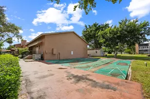 7210 Lake Cir Dr, Margate, FL 33063 - Photo 31