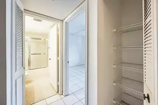 7210 Lake Cir Dr, Margate, FL 33063 - Photo 17