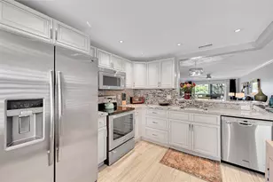 3203 Portofino Point, Pompano Beach, FL 33066 - Photo 13