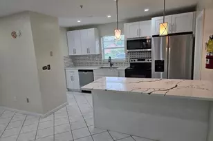 6380 NW 25th Ct, Sunrise, FL 33313 - Photo 11