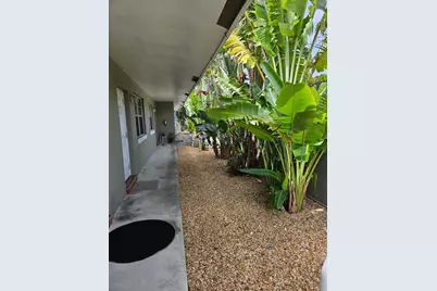 713 SE 18th Street #2, Fort Lauderdale, FL 33316 - Photo 5