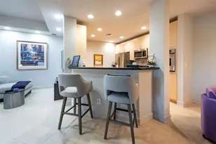 16102 Emerald Estates Dr Unit, Weston, FL 33331 - Photo 5