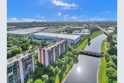 2200 S Cypress Bend Drive #601, Pompano Beach, FL 33069 - Photo 5