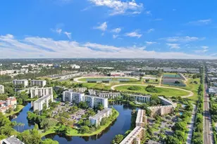 2200 S Cypress Bend Dr, Pompano Beach, FL 33069 - Photo 11