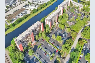 2200 S Cypress Bend Drive #601, Pompano Beach, FL 33069 - Photo 13