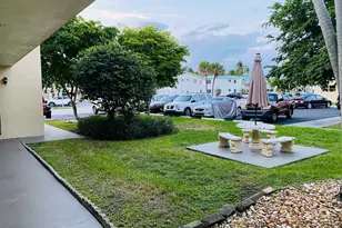 1301 N 12th Ct, Hollywood, FL 33019 - Photo 13