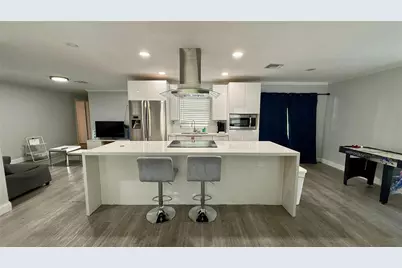 8231 SW 9th Street, North Lauderdale, FL 33068 - Photo 9