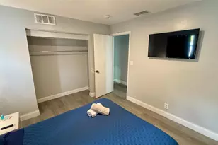 8231 SW 9th St, Pompano Beach, FL 33068 - Photo 17