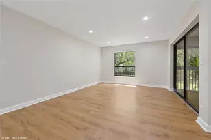 3901 Cocoplum Cir, Pompano Beach, FL 33063 - Photo 3