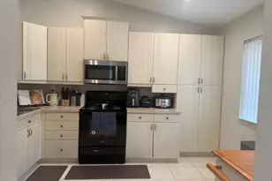 3264 Carambola Cir Unit, Coconut Creek, FL 33066 - Photo 13