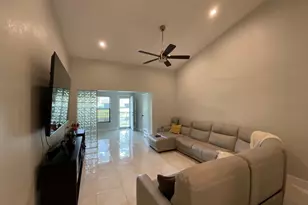 3264 Carambola Cir Unit, Coconut Creek, FL 33066 - Photo 9