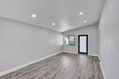 2614 W 65th Street, Hialeah, FL 33016 - Photo 15