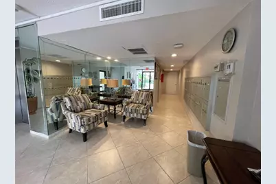 3051 S Palm Aire Drive #204, Pompano Beach, FL 33069 - Photo 11