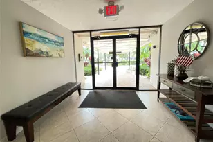 3051 S Palm Aire Dr, Pompano Beach, FL 33069 - Photo 9