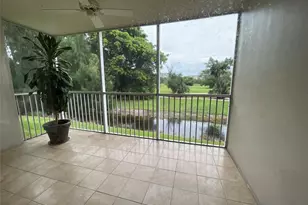 3051 S Palm Aire Dr, Pompano Beach, FL 33069 - Photo 5